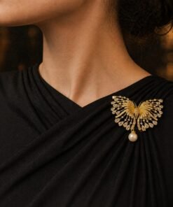 Brooch (Gold)