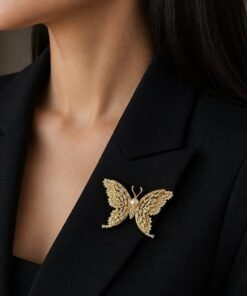 Brooch (Gold)