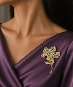 Brooch (Gold)