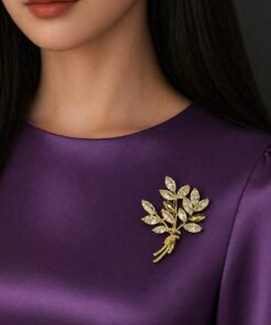 Brooch (Gold)