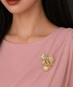 Brooch (Gold)